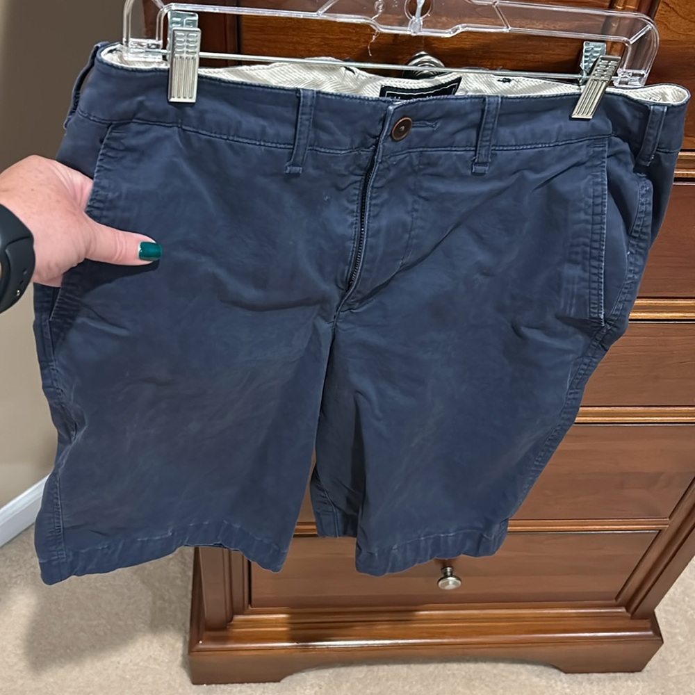 Abercrombie & Fitch shorts, size 33, navy blue, stretch, 96%cotton, 4% elastane - Picture 2 of 9